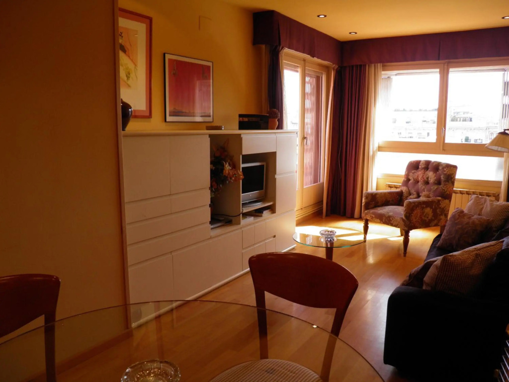 Apartaments Sant Jordi Girona 97