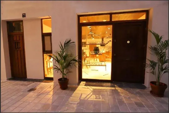Buho House