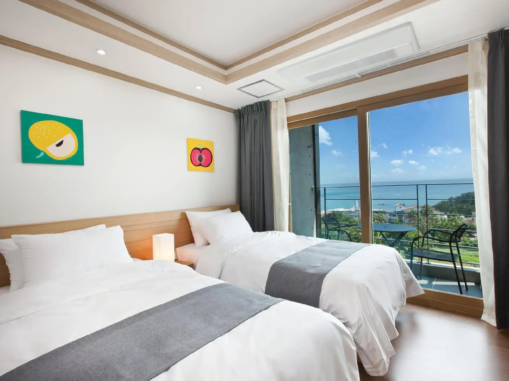 Familia Hotel