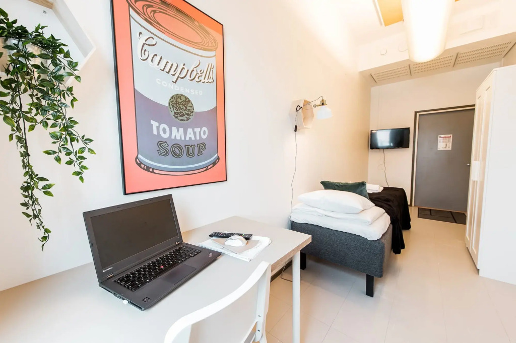 Forenom Hostel Helsinki Kutomotie