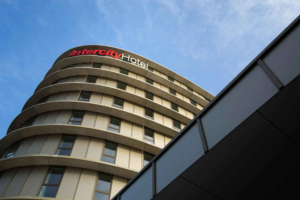 IntercityHotel Amsterdam Schiphol Airport