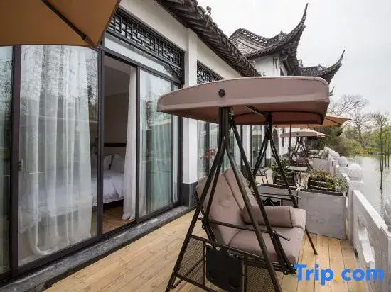 Cloud Four Seasons Homestay (Yangzhou Slender West Lake Daming Temple)