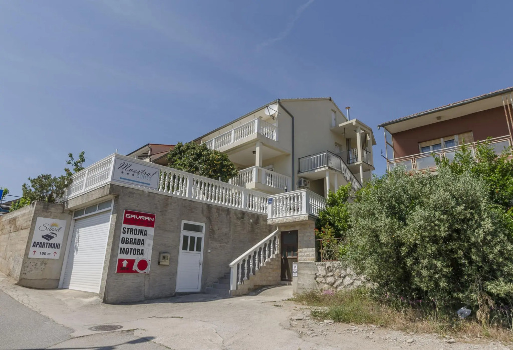 Maestral Suites