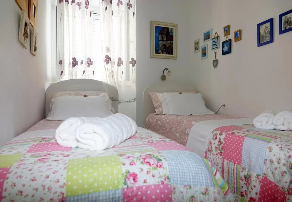 Apartment Ljubav - with parking : A1 Makarska, Riviera Makarska