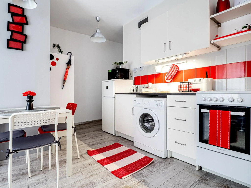 Colors Apartments