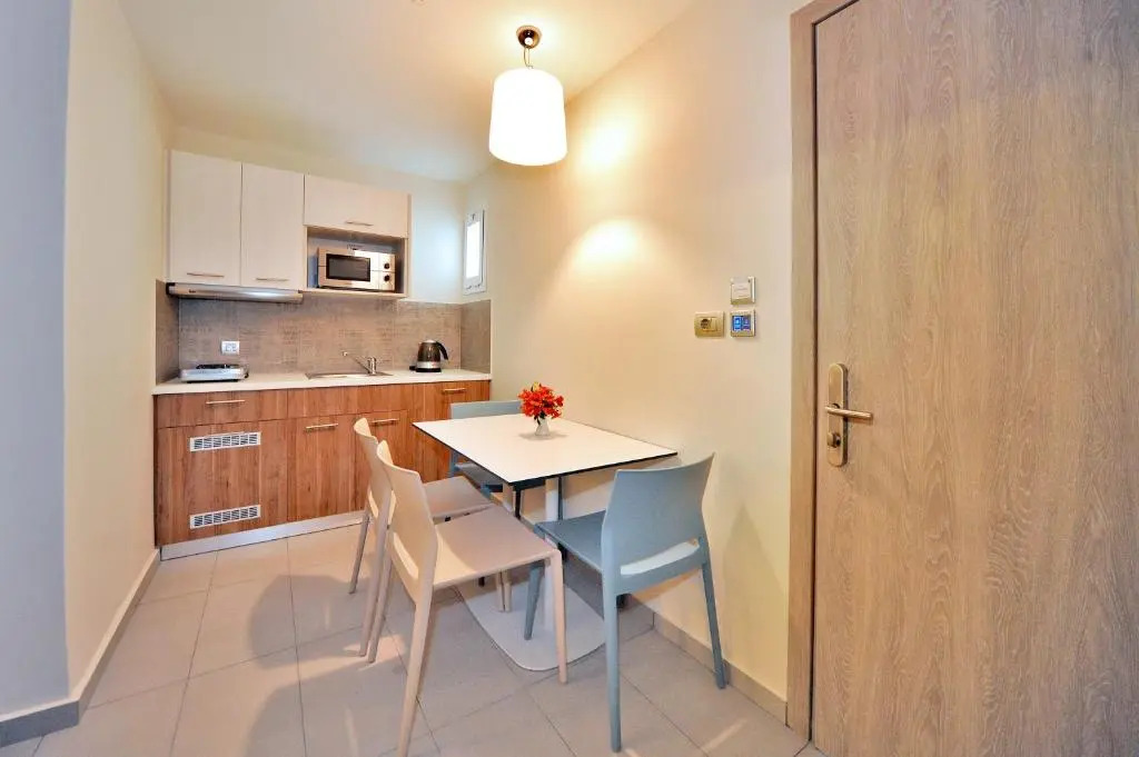 Astron Suites & Apartments