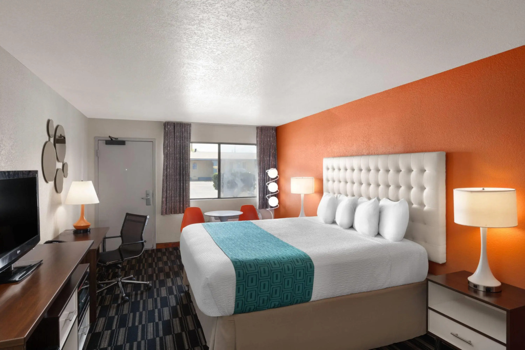 Howard Johnson by Wyndham Modesto Ceres