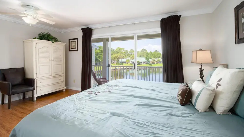 Bayou Village 625