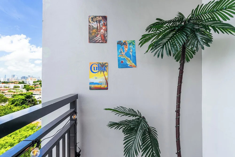 New 3 Bed 2 Bath In The  Little Havana