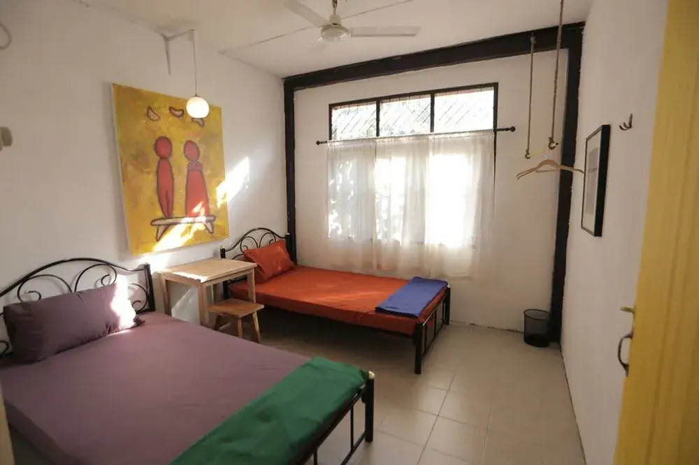Maroom Art Hostel