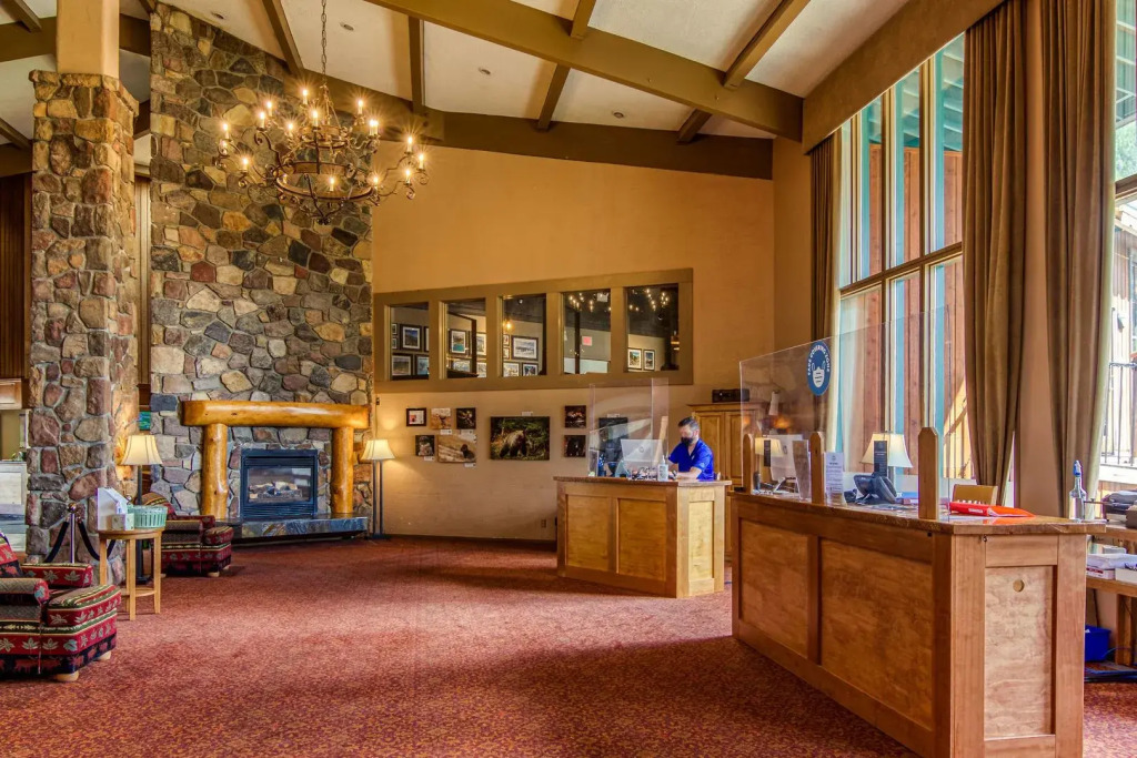 Fairmont Hot Springs Resort