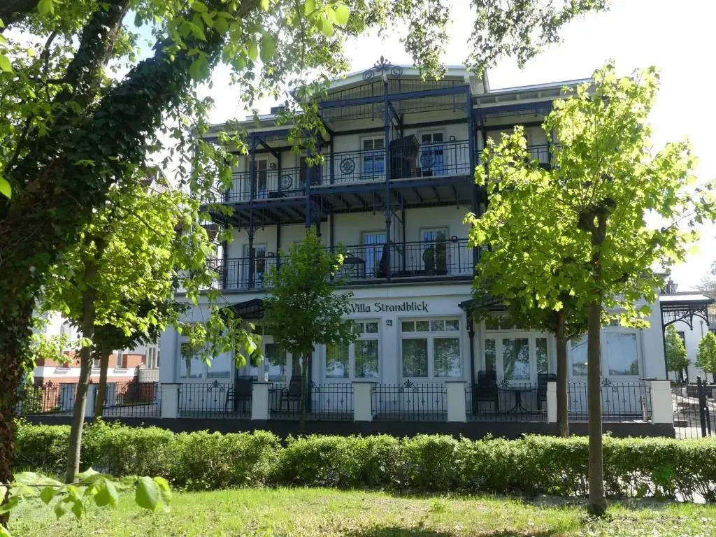 Villa Strandblick by Rujana
