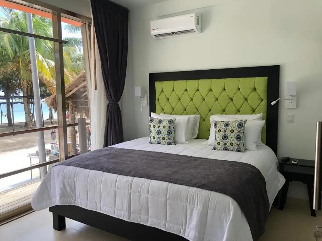 "CORAL INN" Habitacion frente al mar 1