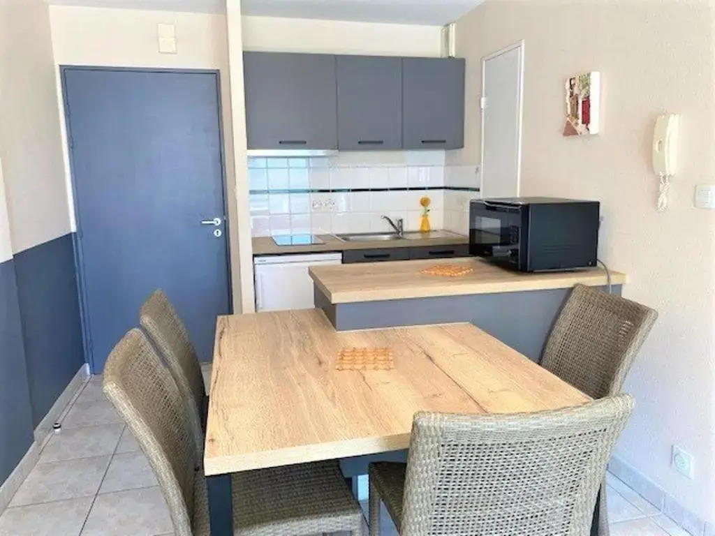 Appartement Quiberon, 2 pièces, 4 personnes - FR-1-478-112