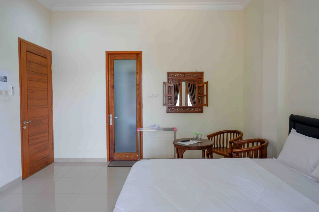 Ratmono House Syariah Yogya RedPartner