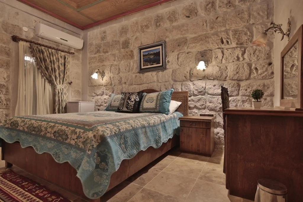 Guzide Cave Hotel