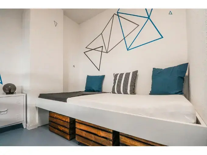 Private hostel room - City Center 1C