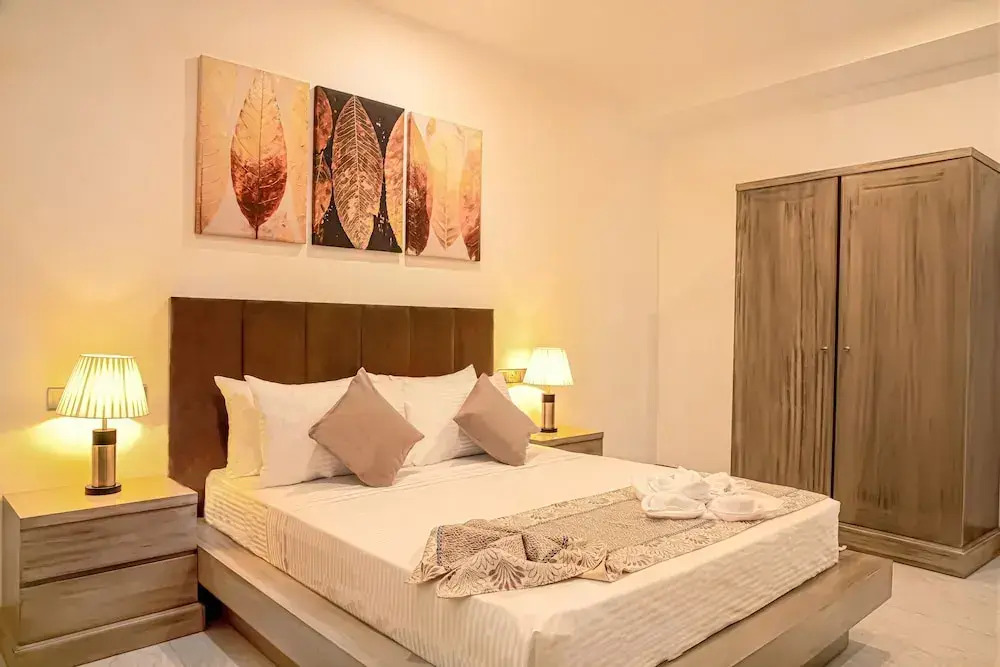 Ravo Hotel