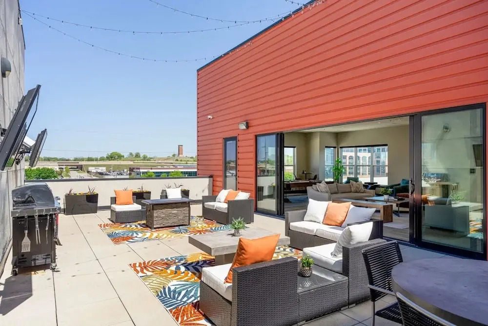Arts District Apartments By Landing