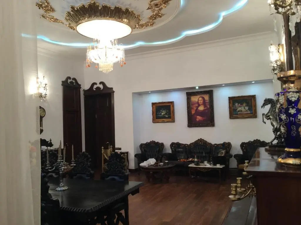 The Diamond Castle Hotel