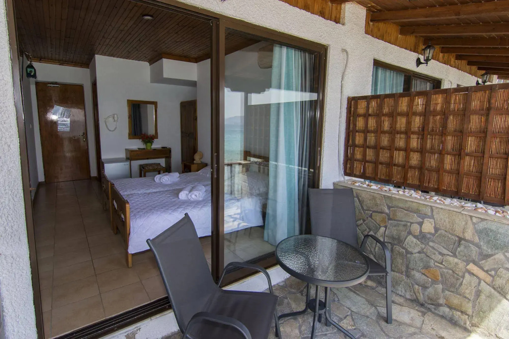 Poseidon Apartments