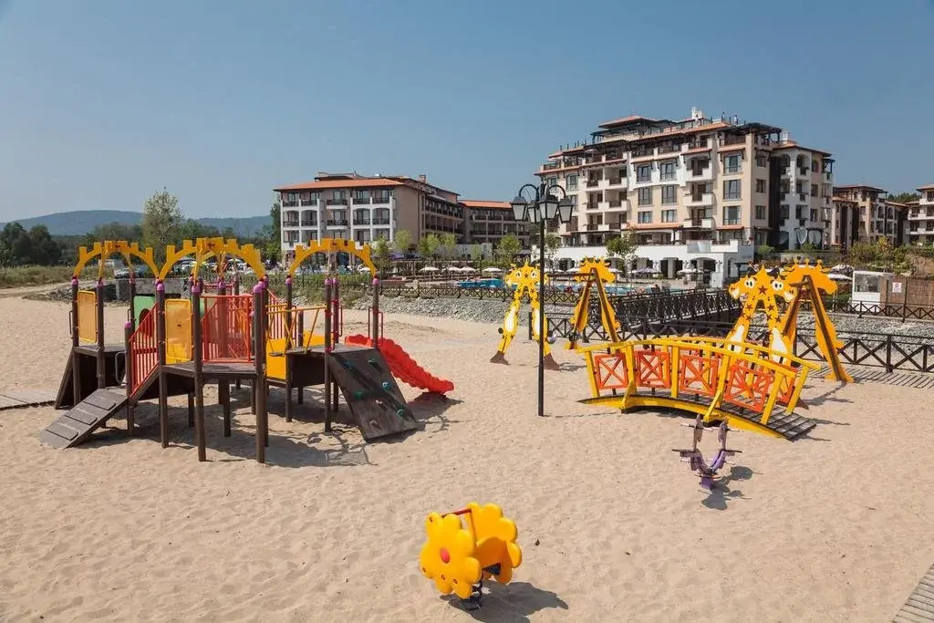 Oasis Beach Club