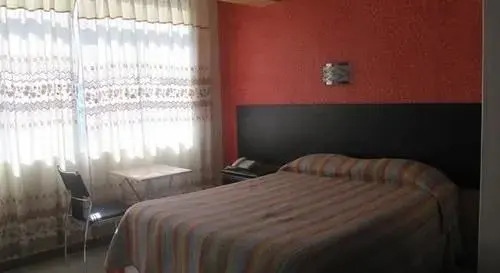 Hostal Karamolle
