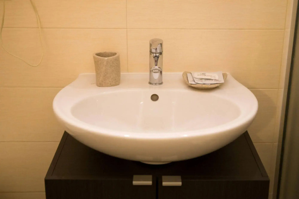 Mikale Rooms