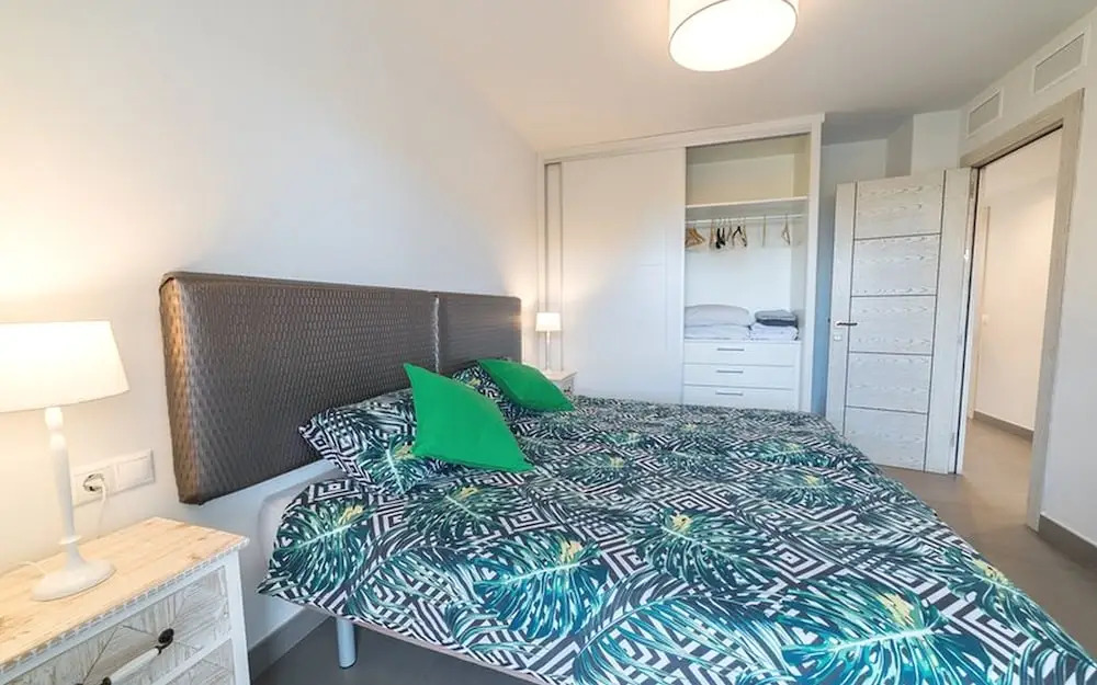 Myramar | 7 Pax | Parque de Poniente | 4724-KPAW