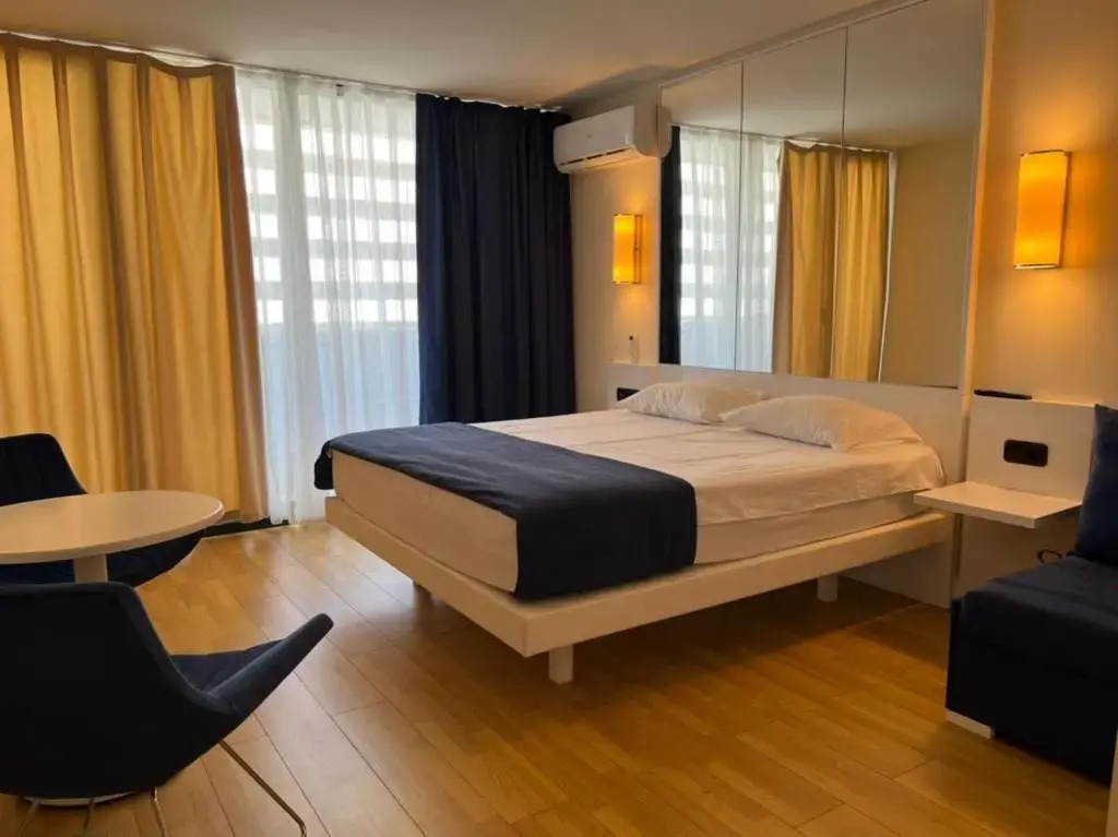 32 floor Orbi city Block A