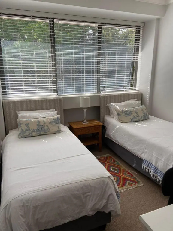 Modern, centrally located Dorp street Apartment