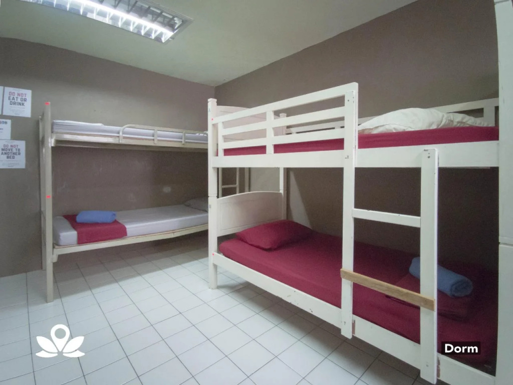 Le Nomade Hostel & Cafe