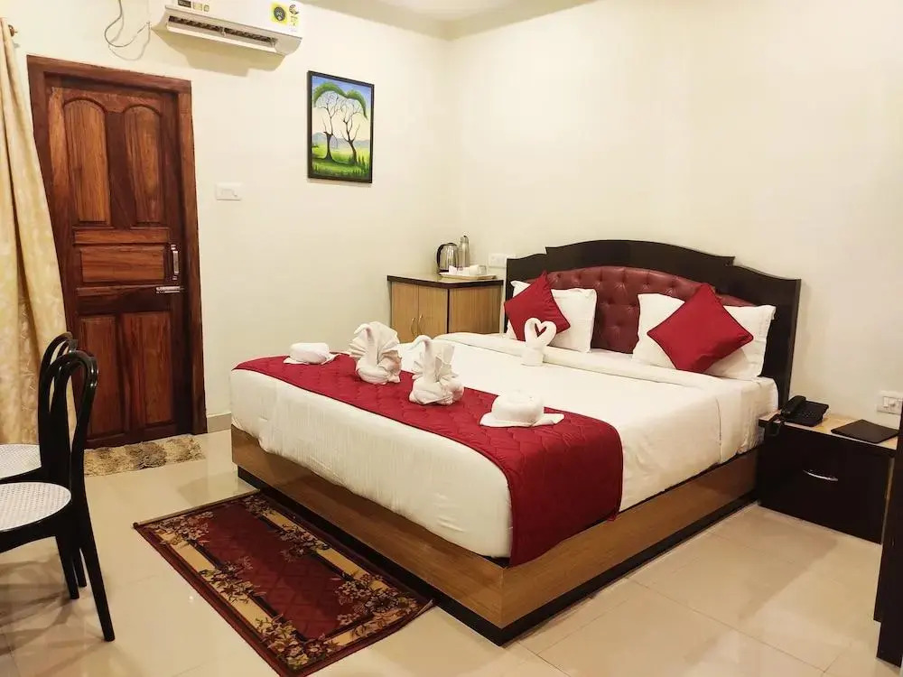 OYO 8896 Hotel King Safire