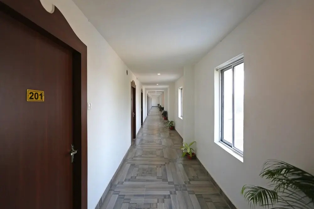 OYO 10153 Hotel Paradise Convention