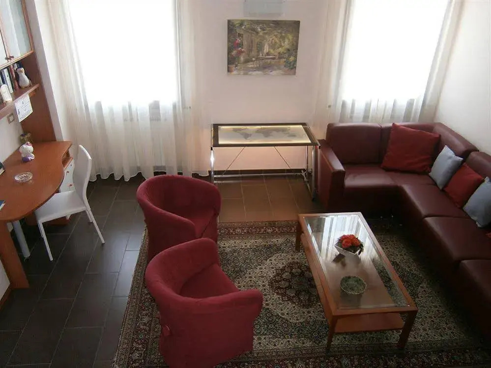 Arianna Hill House