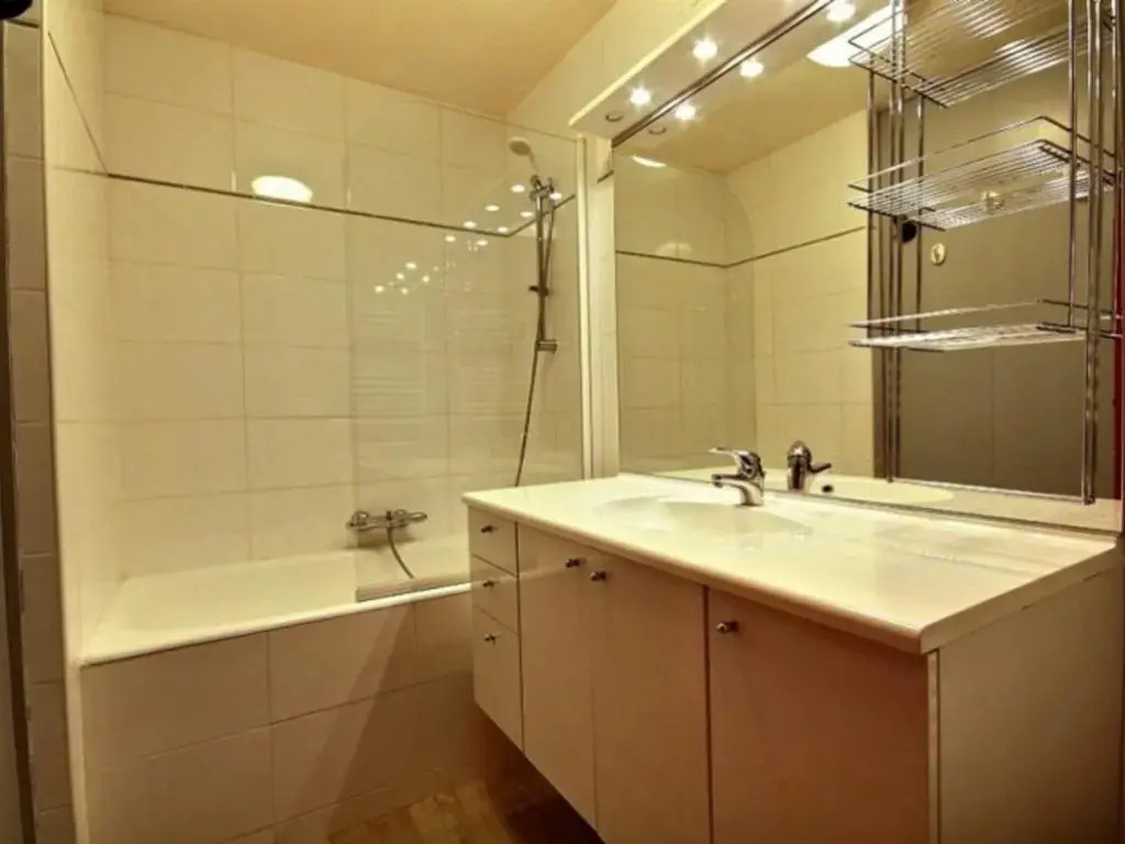 Appartement La Plagne, 3 pièces, 6 personnes - FR-1-455-95