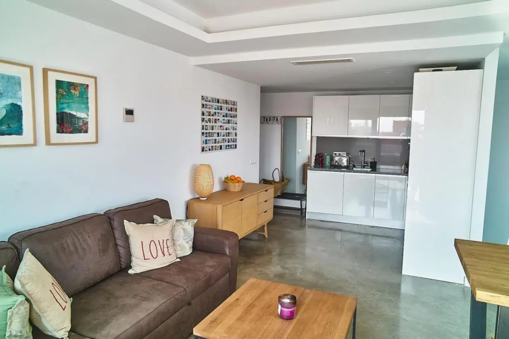 Fabulous Penthouse Downtown Tarifa, Maestro Apartments