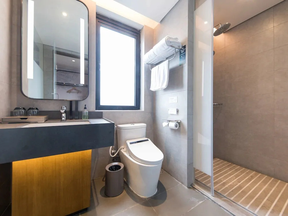 ibis Styles Shanghai New Hongqiao Hotel