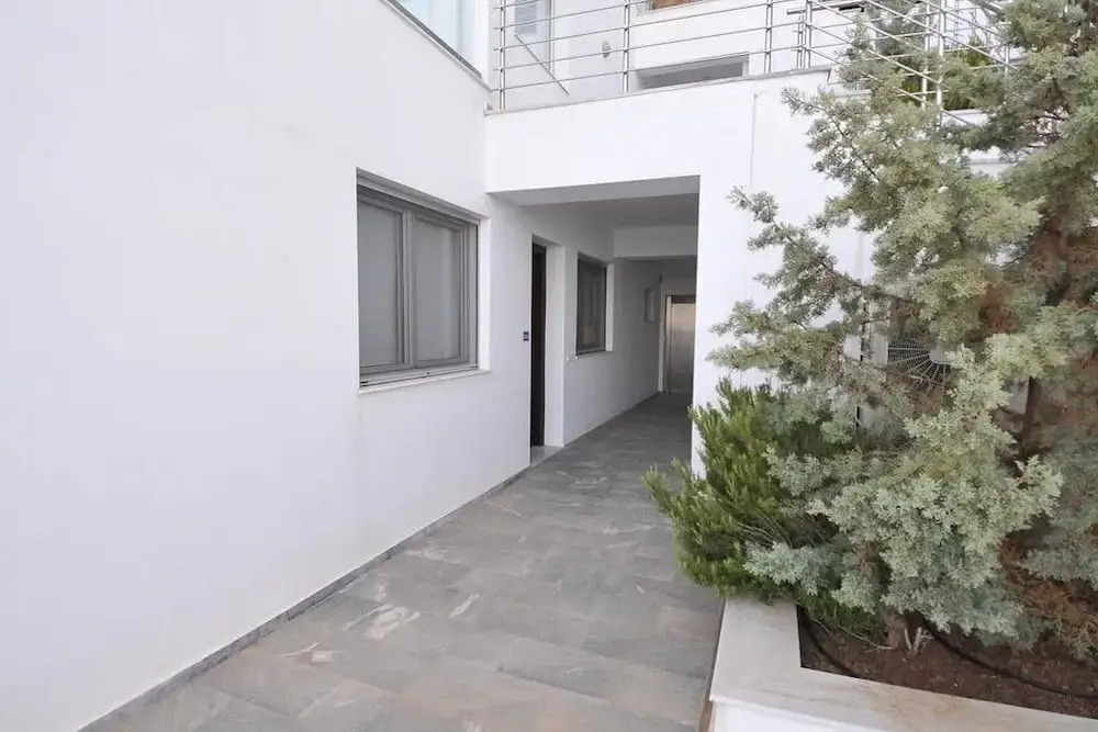 Theseus Beach Apartment