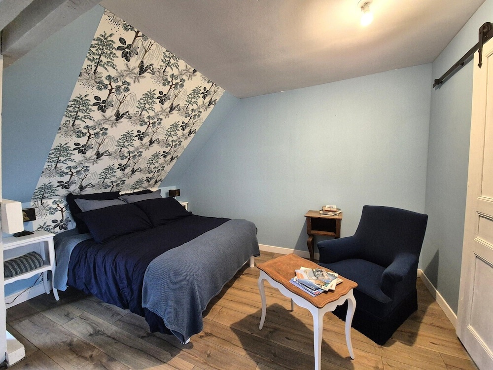 Normandy Couple Getaway With Garden