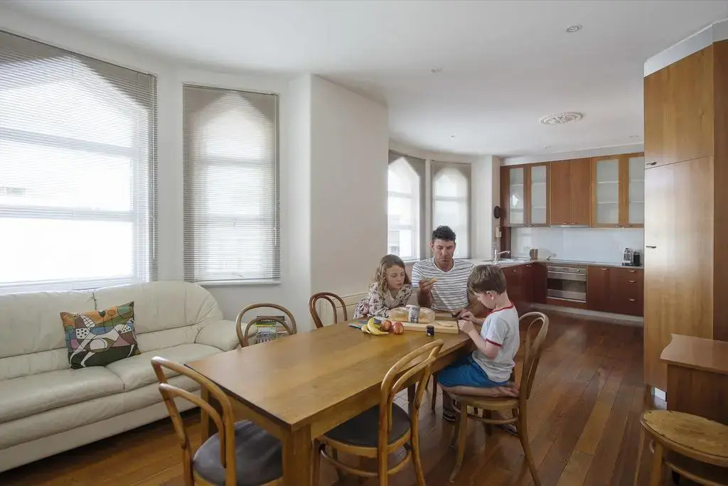 Roxburgh House Apartments