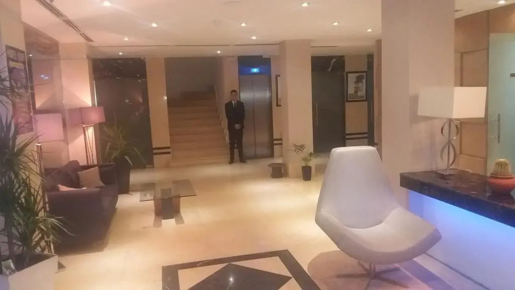 Hotel Adef