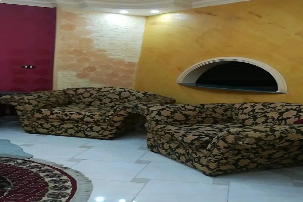 شقة مفروشة