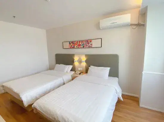 HanTing Hotel (Nanjing Jiangning Niushou Mountain)