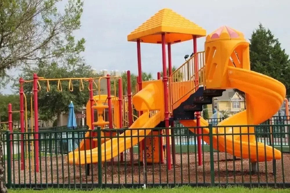 Townhouses Condos With Fantastic Resort Facilities