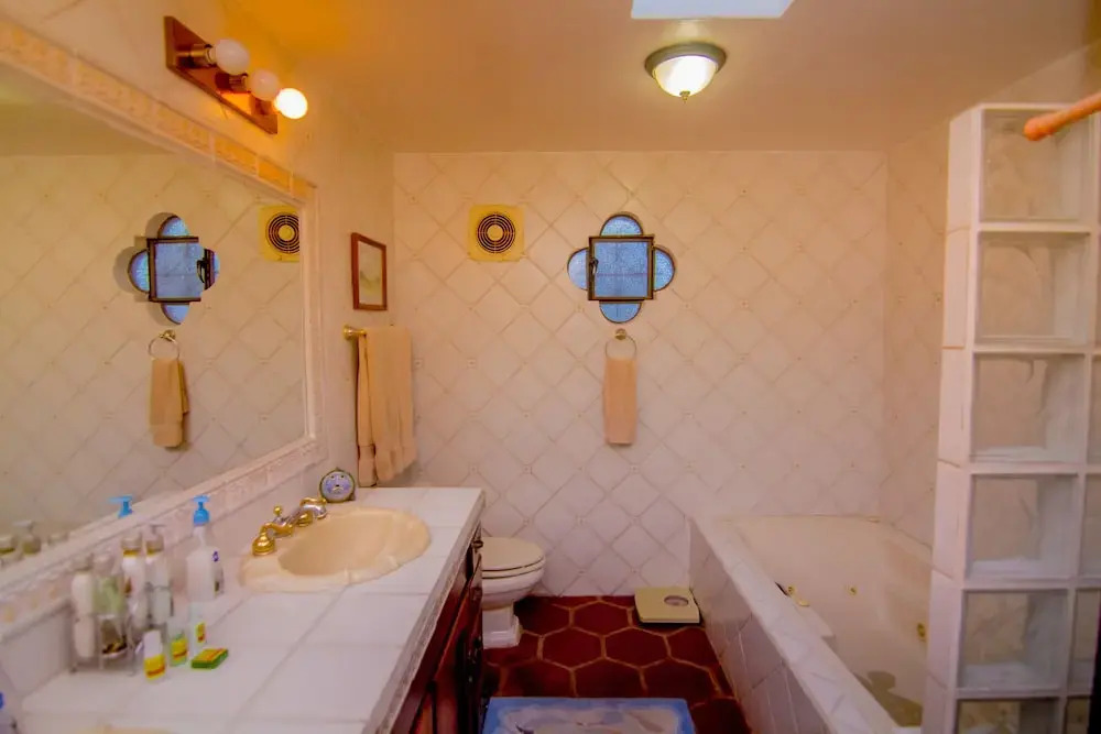 Caracol Peninsula 320 - 3 Br apts
