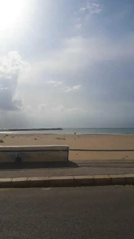 2 bedrooms appartement with sea view furnished terrace and wifi at Scoglitti 1 km away from the beach