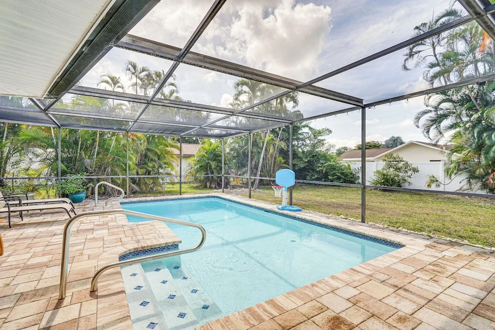 Fort Myers Home, Lanai & Private, Heated Pool
