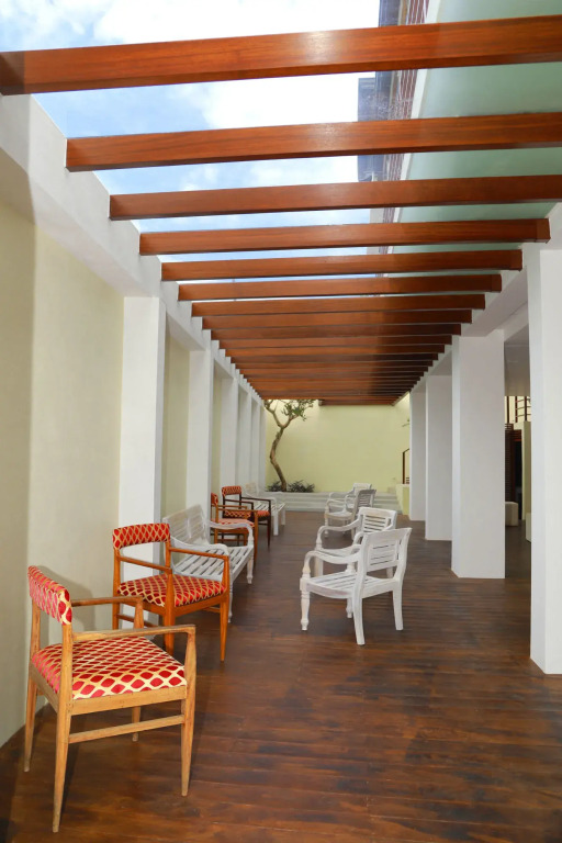 Hotel Cloud Nine