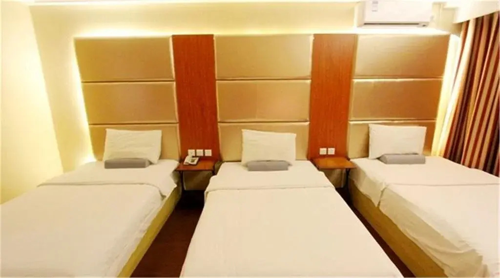 Starway Hotel Qingdao Taidong Pedestrian Street
